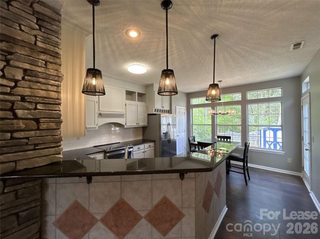 12326 Agate Lane, Pineville, NC 28134