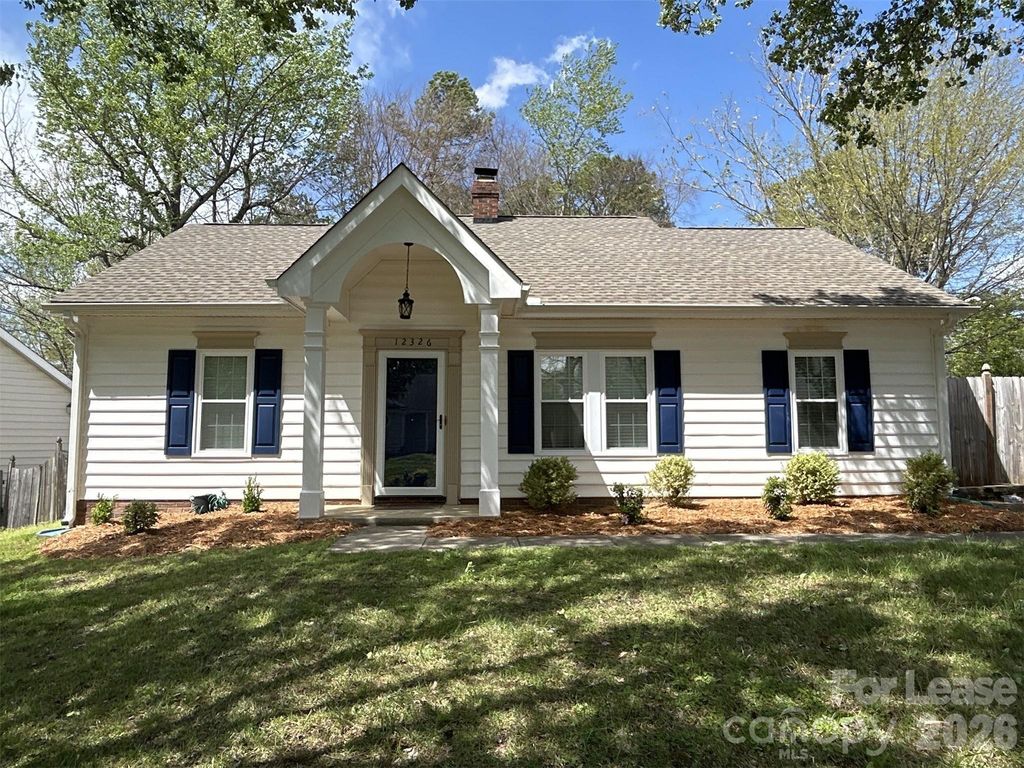 12326 Agate Lane, Pineville, NC 28134