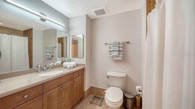 610 RIVIERA DUNES WAY 306, Palmetto, FL 34221