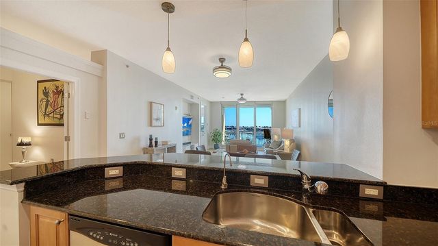 610 RIVIERA DUNES WAY 306, Palmetto, FL 34221