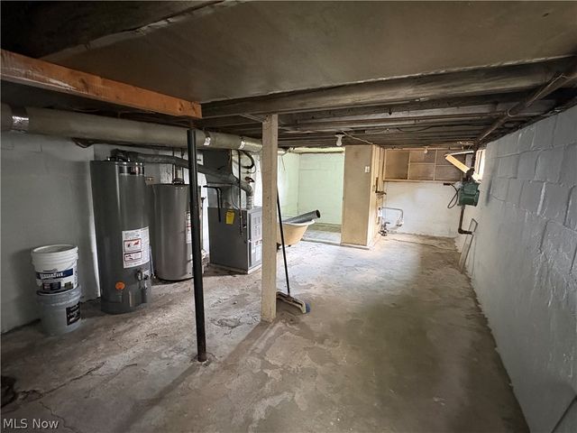 346 Plymouth Avenue, Girard, OH 44420