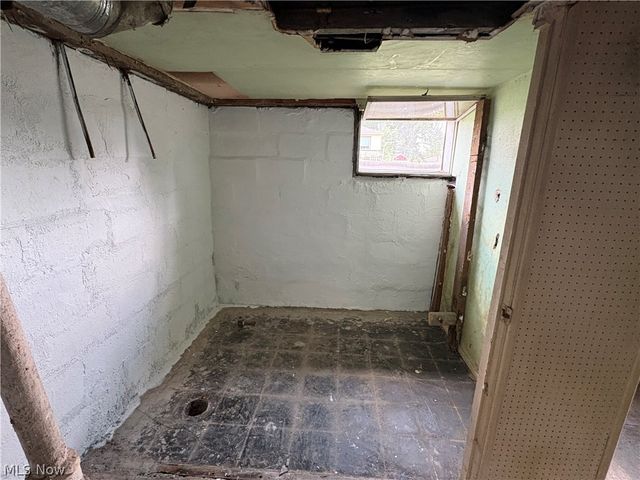 346 Plymouth Avenue, Girard, OH 44420