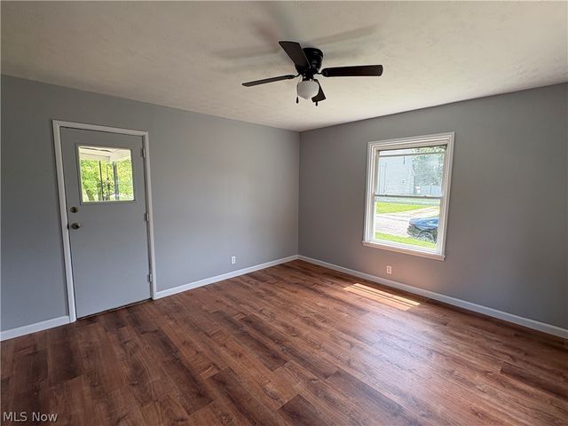 346 Plymouth Avenue, Girard, OH 44420