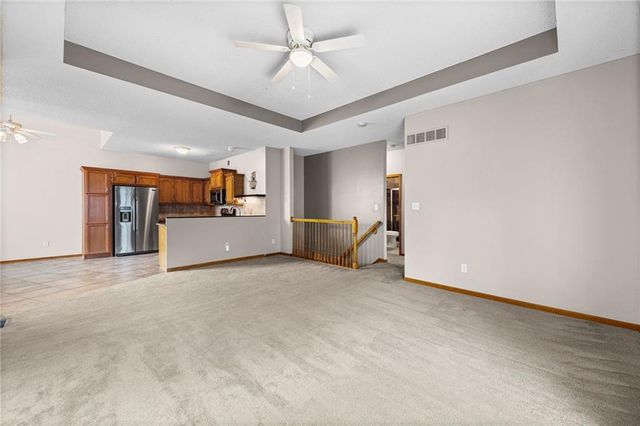3907 SW Chartwell Court, Lee's Summit, MO 64082