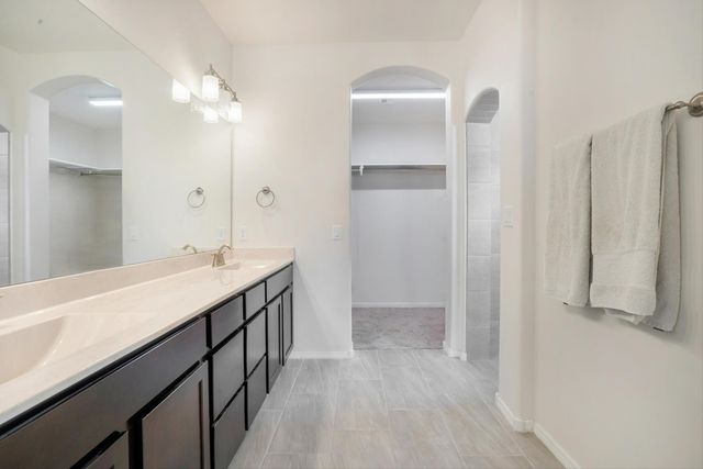 4293 Crowned Eagle Loop NE, Rio Rancho, NM 87144