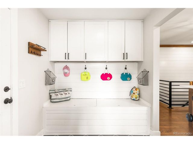 200 Locust St, Denver, CO 80220