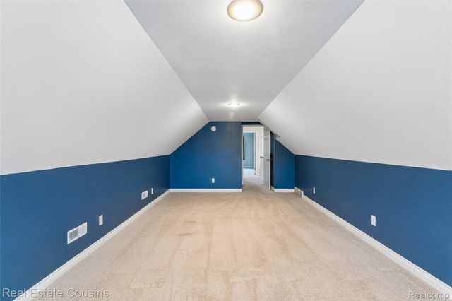 1520 Ne Eden Gardens Drive S, Fenton, MI 48430