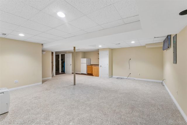 1520 Ne Eden Gardens Drive S, Fenton, MI 48430