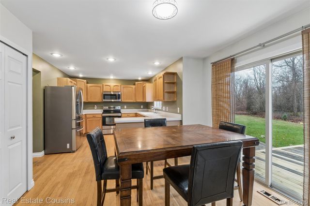 1520 Ne Eden Gardens Drive S, Fenton, MI 48430