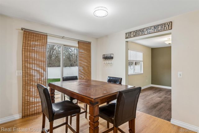 1520 Ne Eden Gardens Drive S, Fenton, MI 48430