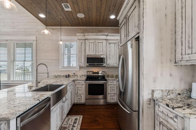 45 Pier Point, Lumberton, MS 39455