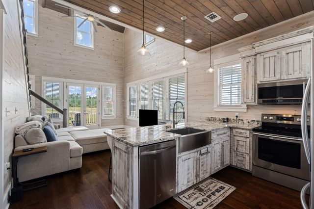 45 Pier Point, Lumberton, MS 39455