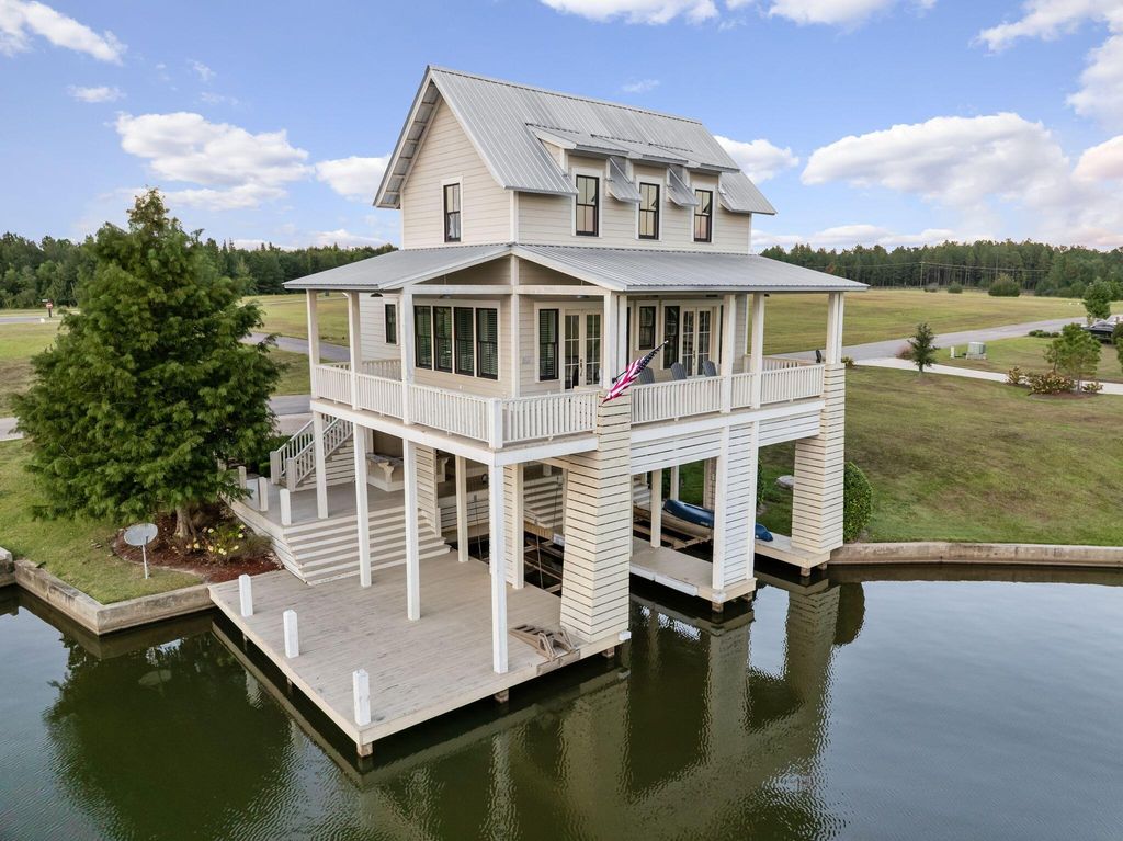 45 Pier Point, Lumberton, MS 39455