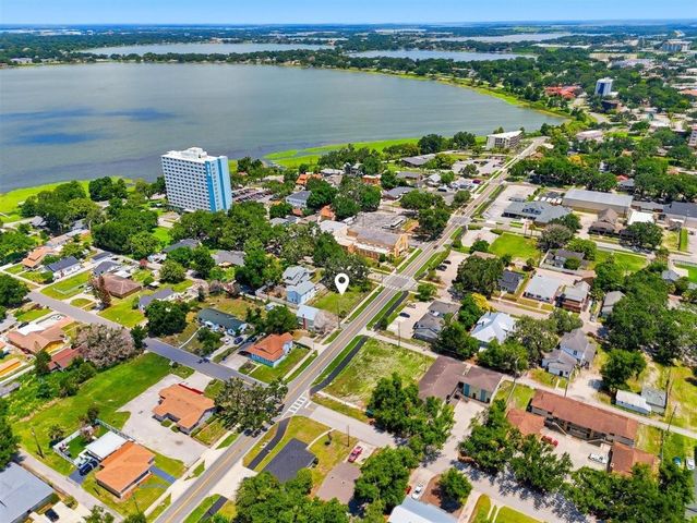 702 AVENUE A, Winter Haven, FL 33880