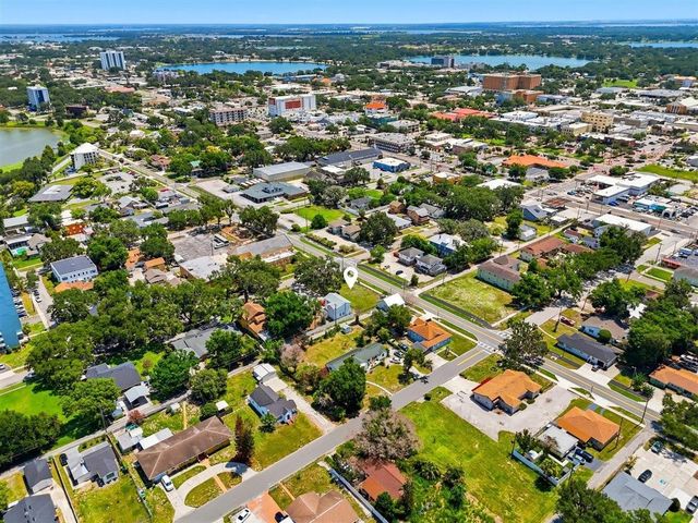702 AVENUE A, Winter Haven, FL 33880