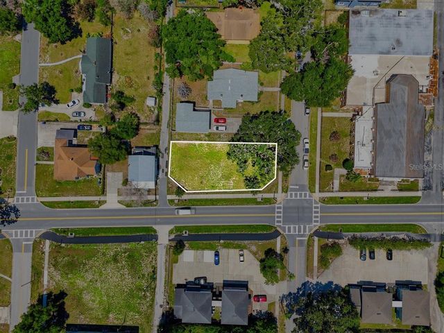 702 AVENUE A, Winter Haven, FL 33880