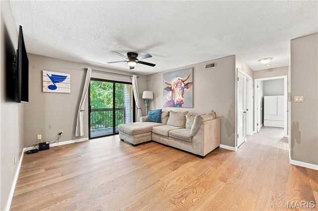 6803 Cottage Grove Lane F, Oakville, MO 63129