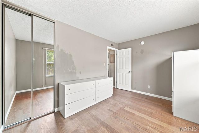 6803 Cottage Grove Lane F, Oakville, MO 63129