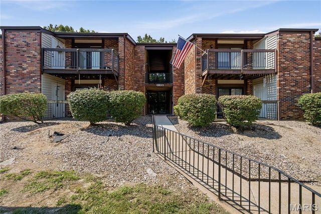 6803 Cottage Grove Lane F, Oakville, MO 63129