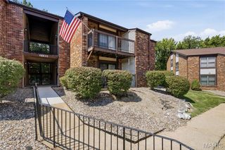 6803 Cottage Grove Lane F, Oakville, MO 63129