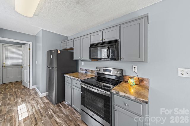 1024 Daniel Drive, Stanley, NC 28164