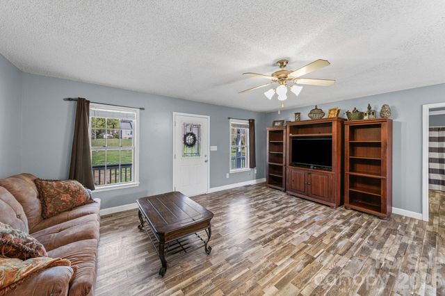 1024 Daniel Drive, Stanley, NC 28164