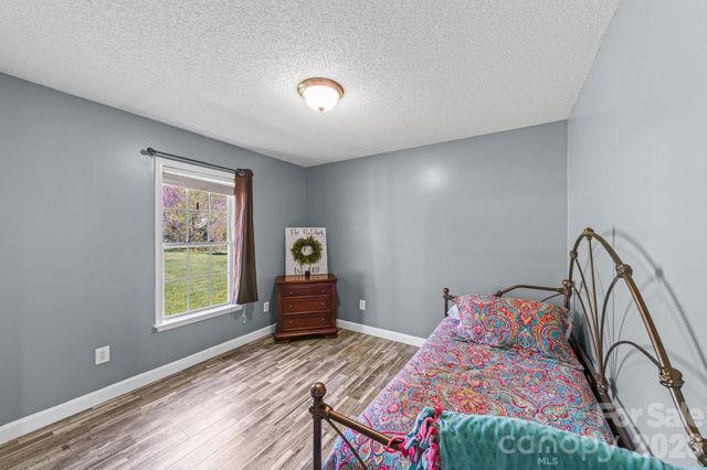 1024 Daniel Drive, Stanley, NC 28164