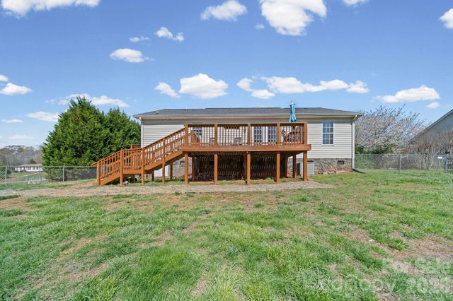 1024 Daniel Drive, Stanley, NC 28164