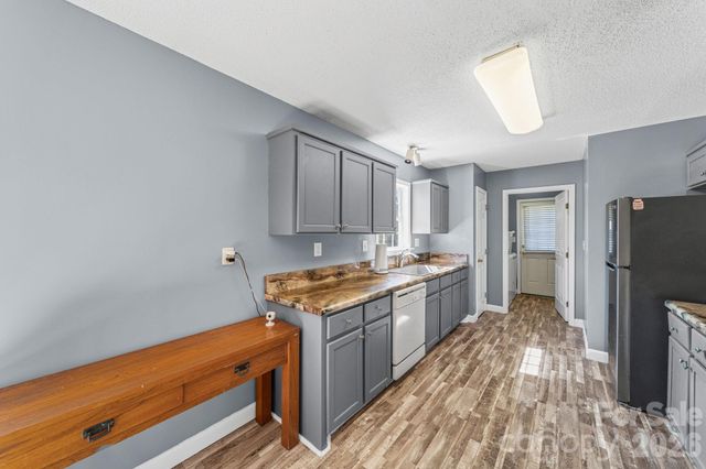 1024 Daniel Drive, Stanley, NC 28164