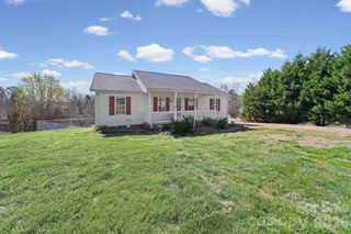 1024 Daniel Drive, Stanley, NC 28164