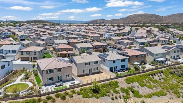 30266 Arroyo Springs Street, Murrieta, CA 92563