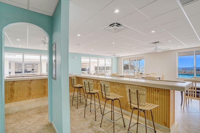 1051 Hillsboro Mile 902e, Hillsboro Beach, FL 33062