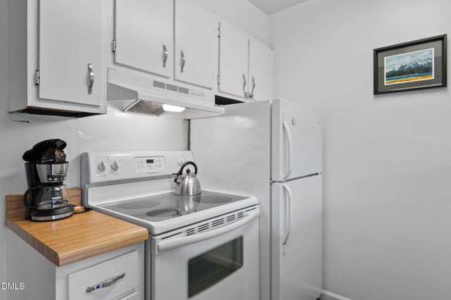 807 W Trinity Avenue Apt 153, Durham, NC 27701