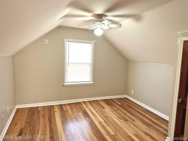 1069 Mulberry Street, Wyandotte, MI 48192