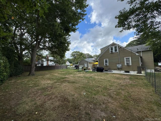 443 N Country, Sound Beach, NY 11789