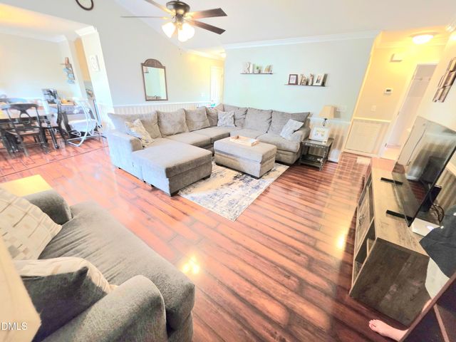 19 Atlantic Avenue, Benson, NC 27504