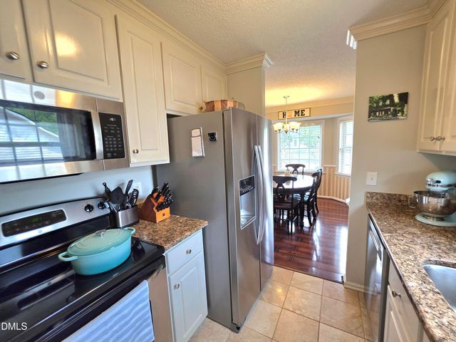 19 Atlantic Avenue, Benson, NC 27504
