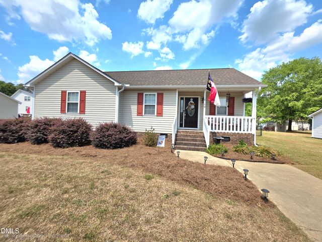 19 Atlantic Avenue, Benson, NC 27504
