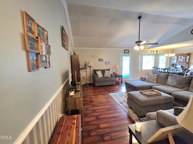 19 Atlantic Avenue, Benson, NC 27504
