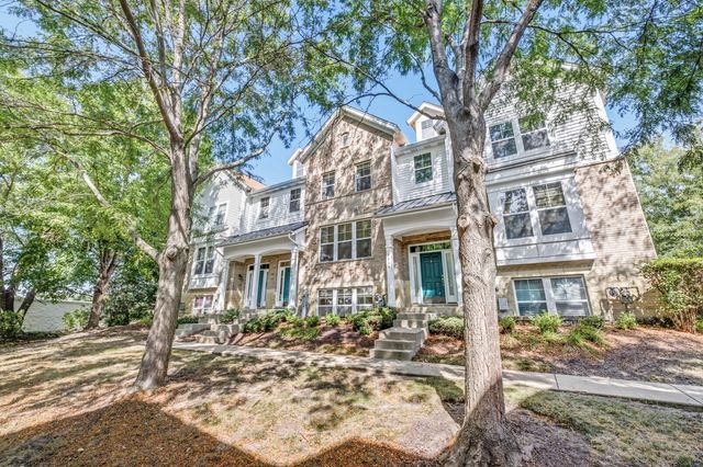 5662 Cambridge Way, Hanover Park, IL 60133