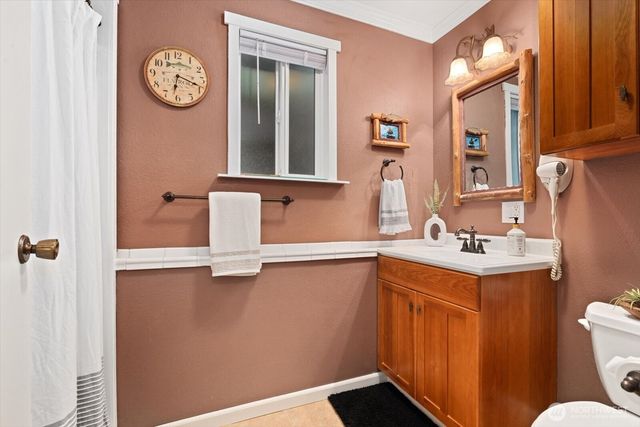 1018 154th Place SW, Lynnwood, WA 98037