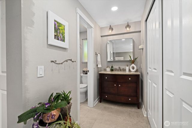 1018 154th Place SW, Lynnwood, WA 98037