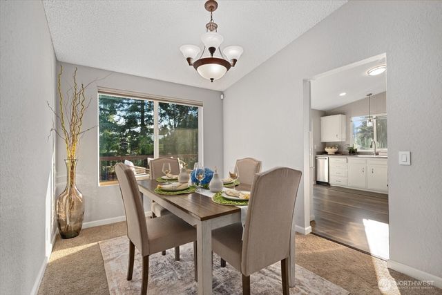 1018 154th Place SW, Lynnwood, WA 98037