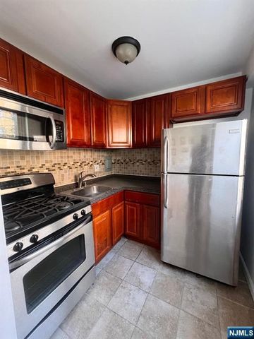 6515 Boulevard East 2E, West New York, NJ 07093