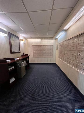6515 Boulevard East 2E, West New York, NJ 07093