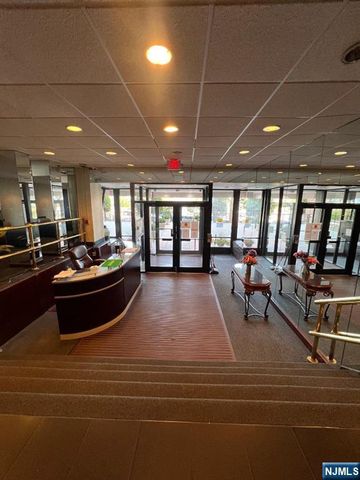 6515 Boulevard East 2E, West New York, NJ 07093