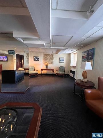 6515 Boulevard East 2E, West New York, NJ 07093