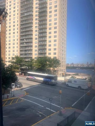 6515 Boulevard East 2E, West New York, NJ 07093