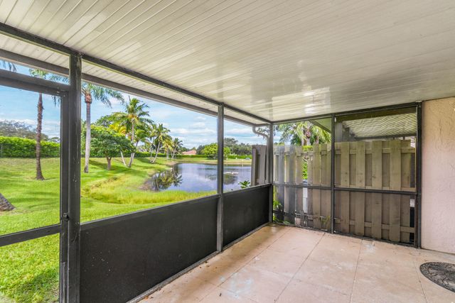 3703 Inlet Circle, Greenacres, FL 33463