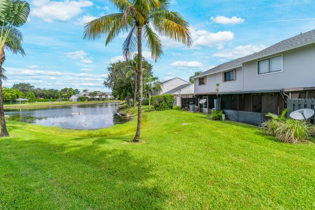 3703 Inlet Circle, Greenacres, FL 33463